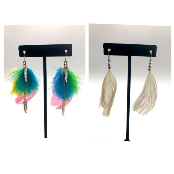 2 Pairs of Feather Dangle Earrings - Picture 1 of 3